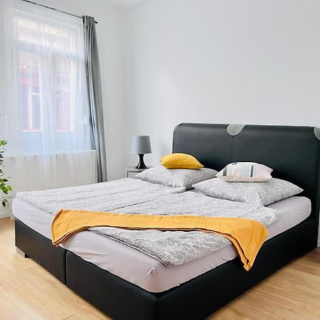 -1-Zentral-Traumwohnung-Rhein Обервезел Екстериор снимка