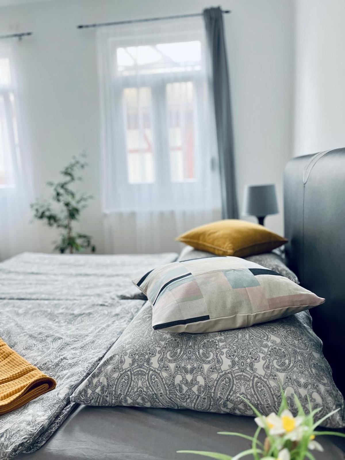 -1-Zentral-Traumwohnung-Rhein Обервезел Екстериор снимка