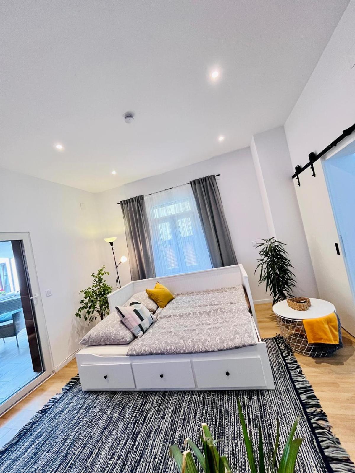 -1-Zentral-Traumwohnung-Rhein Обервезел Екстериор снимка