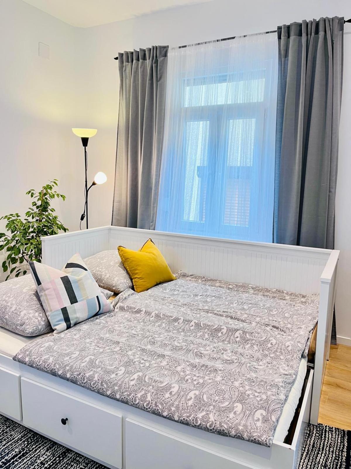 -1-Zentral-Traumwohnung-Rhein Обервезел Екстериор снимка